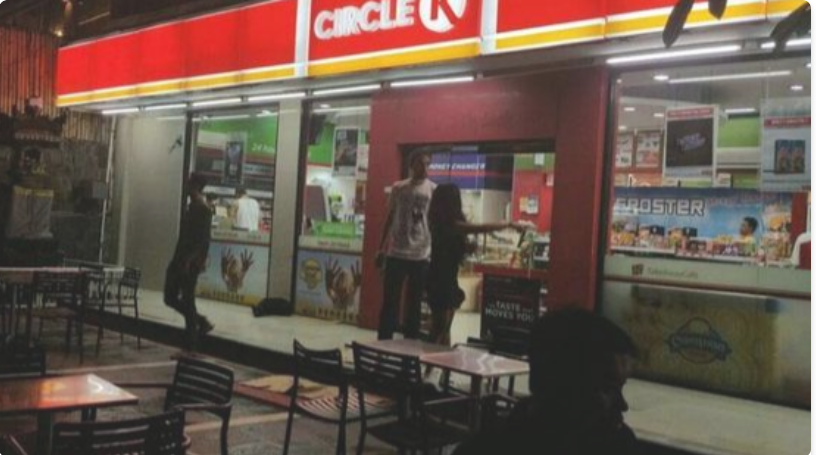 Satpol PP Kota Bandung Segel Minimarket Dekat Ponpes Daarut Tauhiid Pasca Keluhan Aa Gym Minimarket Circle K (.ist)